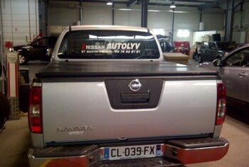 трехсекционная  мягкая крышка кузова  Nissan NAVARA - Интернет-магазин кунгов «Кунг-Урал», Екатеринбург